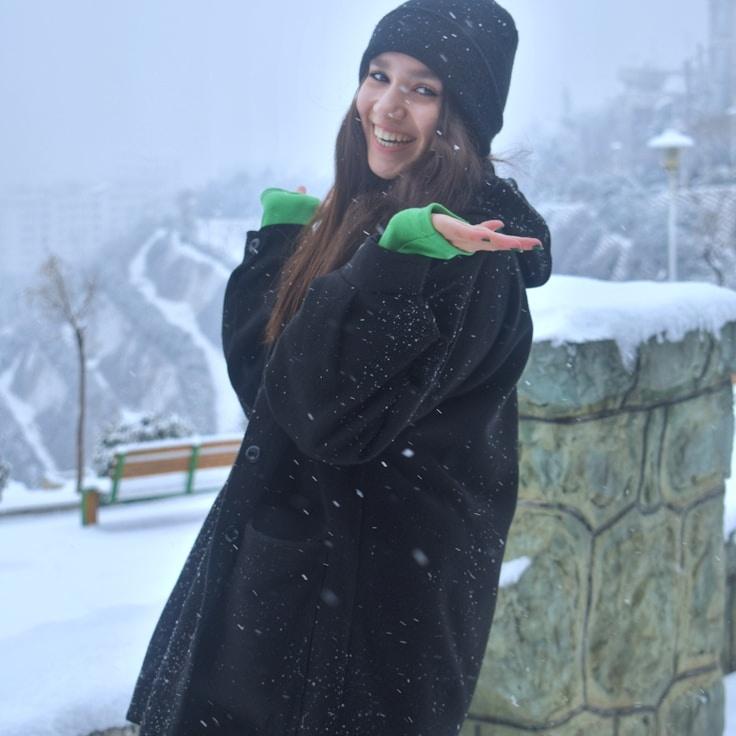 Portrait of Riley Chen, group coordinator and fusion cooking expert